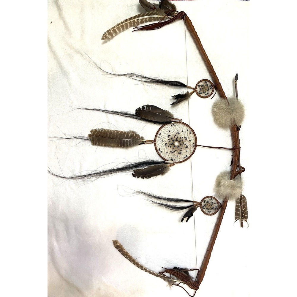 NATIVE AMERICAN INDIAN HAND CRAFTED BOW AND ARROW + Dream catcher Wall Decor